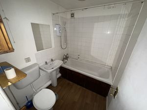 Photo 6- click for photo gallery